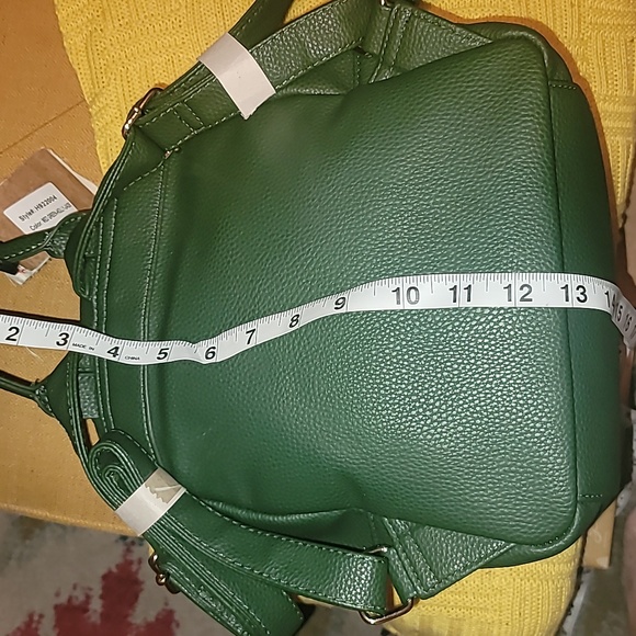 🆕Green Backpack - Picture 7 of 7